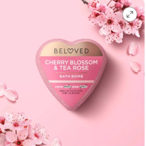 BATH BOMBS x 2: Lavender Chamomile Tea (moon) + Cherry Blossom Rose (heart) - Picture 6 of 13